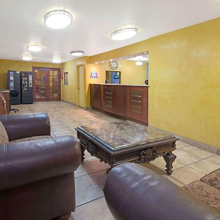 Days Inn By Wyndham East Albuquerque Eksteriør bilde