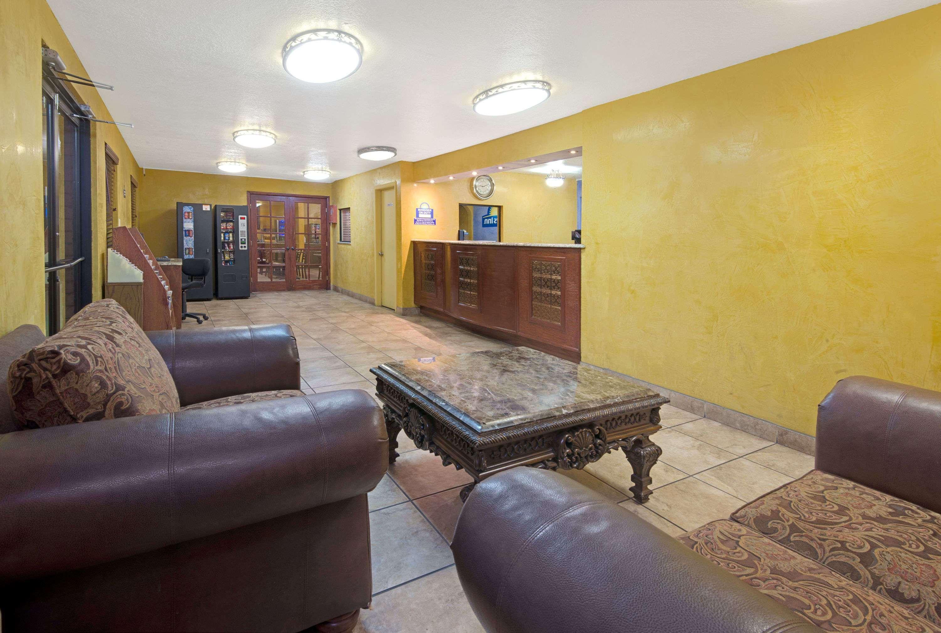 Days Inn By Wyndham East Albuquerque Eksteriør bilde