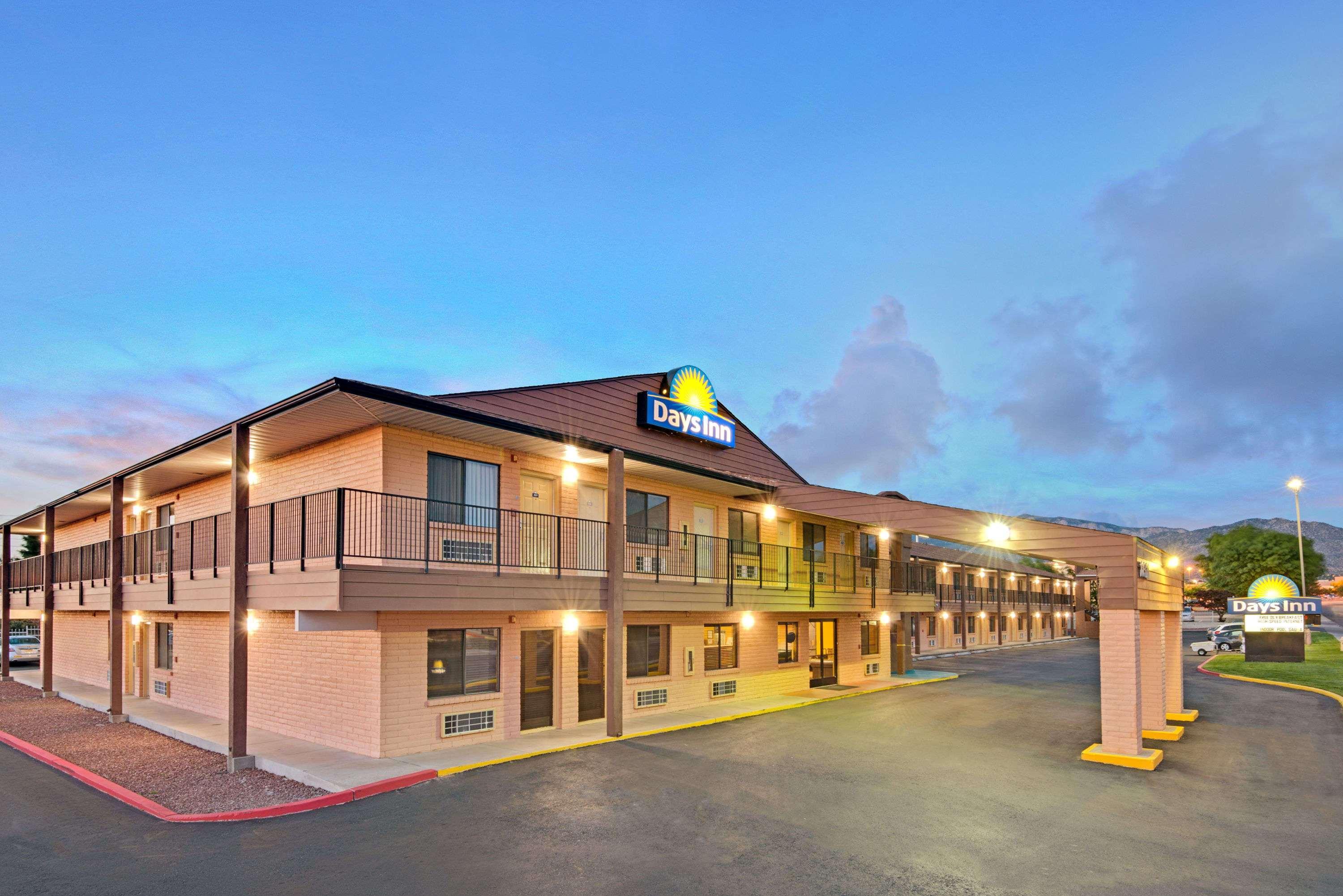 Days Inn By Wyndham East Albuquerque Eksteriør bilde