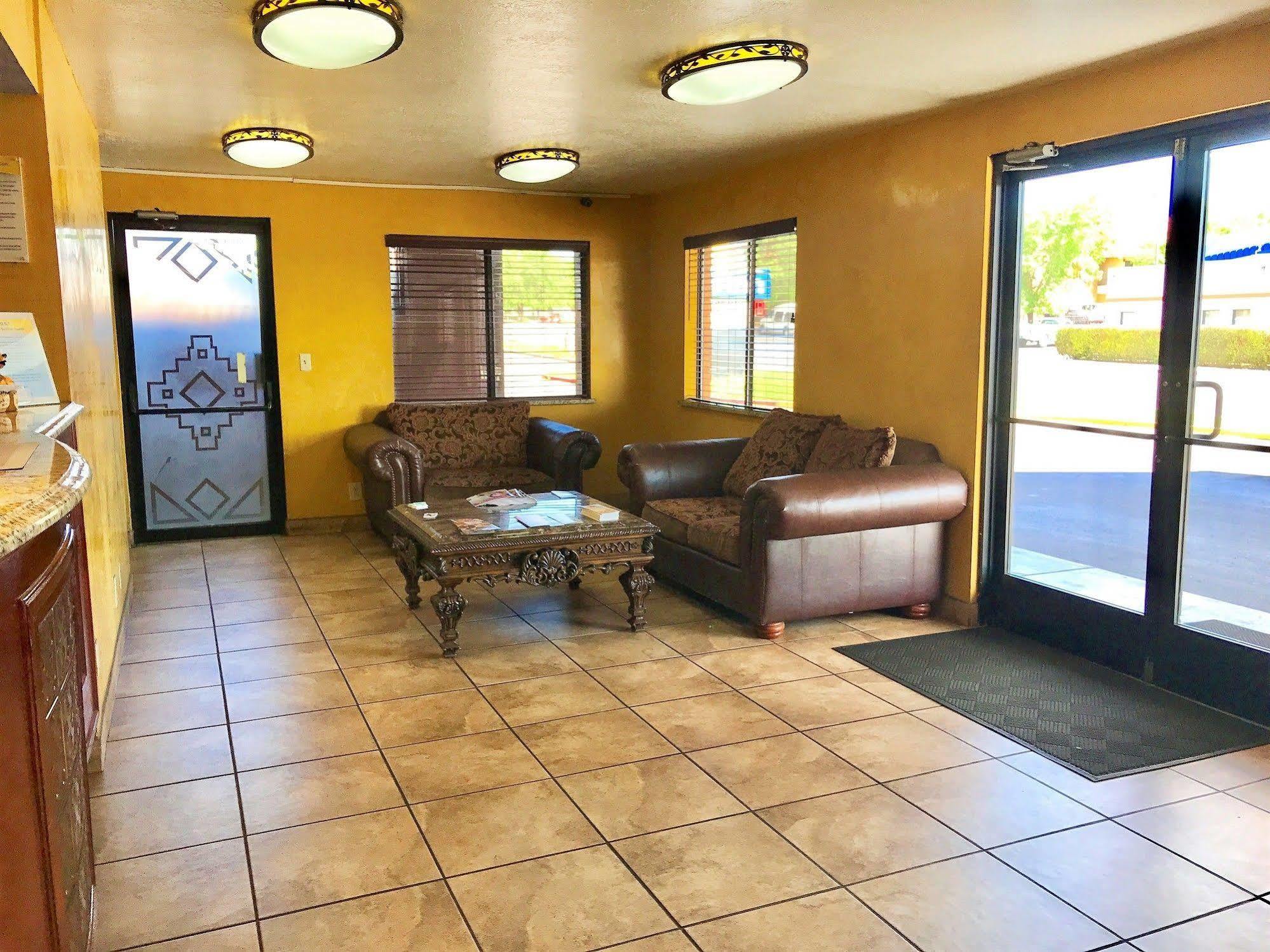 Days Inn By Wyndham East Albuquerque Eksteriør bilde